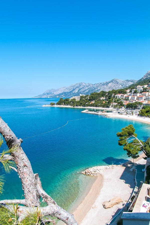 Apartments By The Sea Brela, Makarska - 16950 Εξωτερικό φωτογραφία