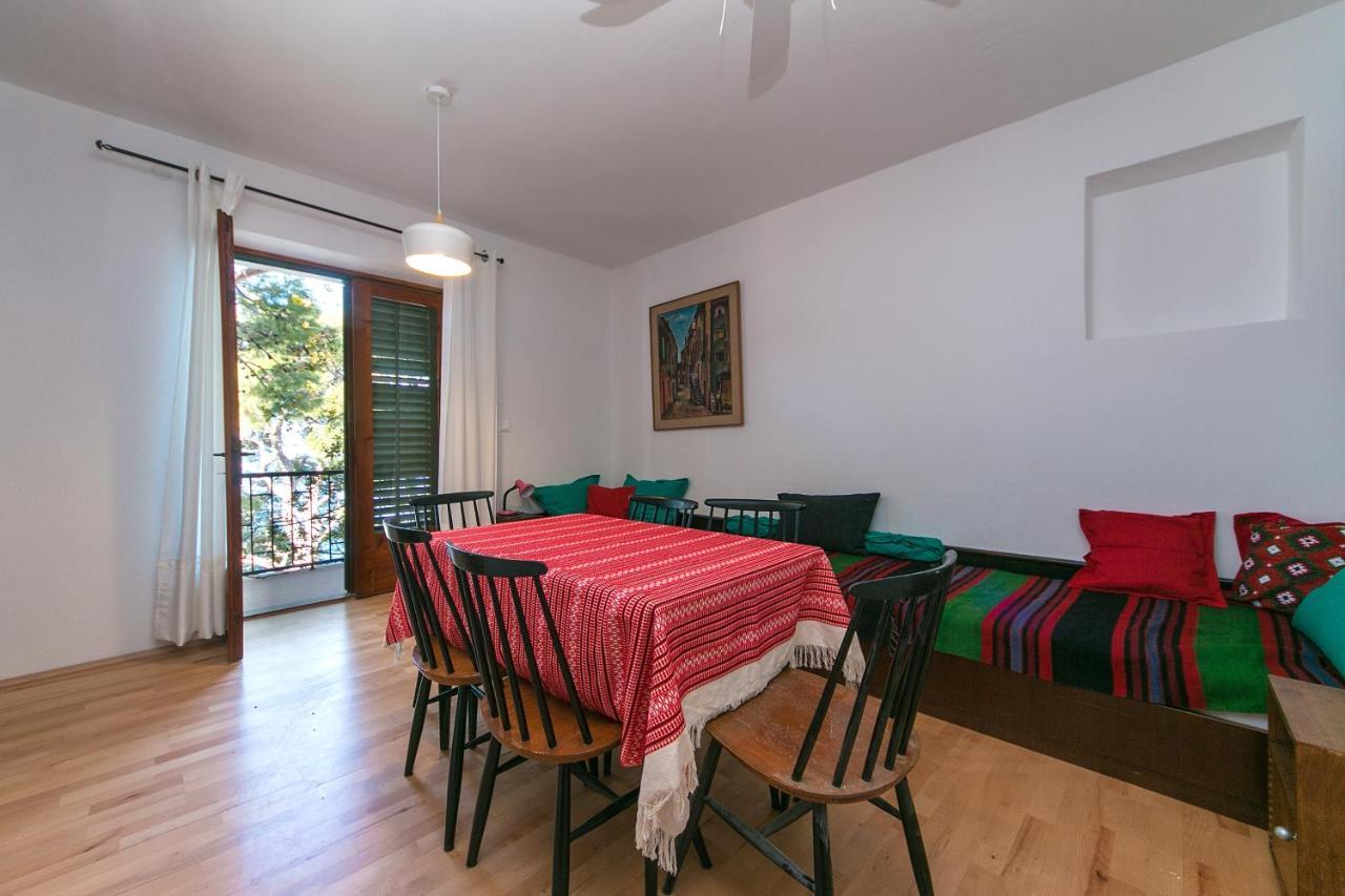 Apartments By The Sea Brela, Makarska - 16950 Εξωτερικό φωτογραφία